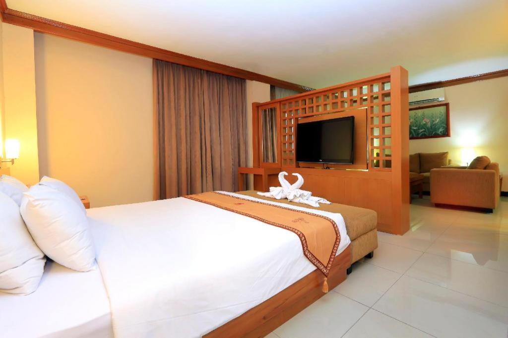 ปัตรา คอมฟอร์ต จาการ์ต้า Hotel จาการ์ตา ภายนอก รูปภาพ