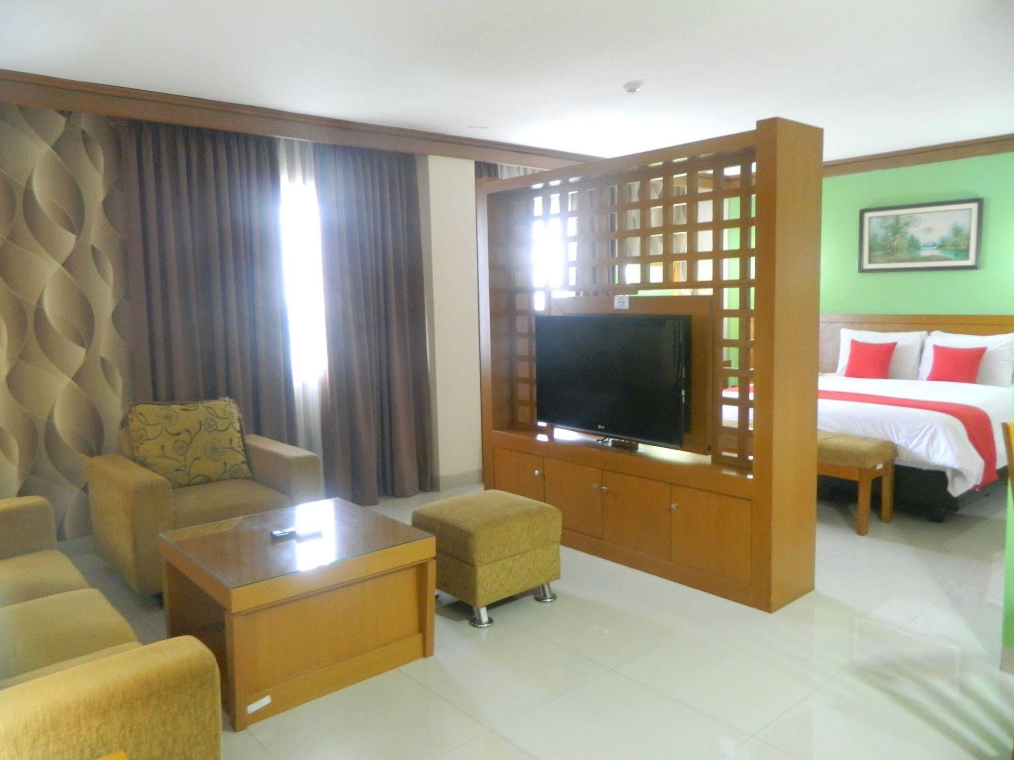ปัตรา คอมฟอร์ต จาการ์ต้า Hotel จาการ์ตา ภายนอก รูปภาพ