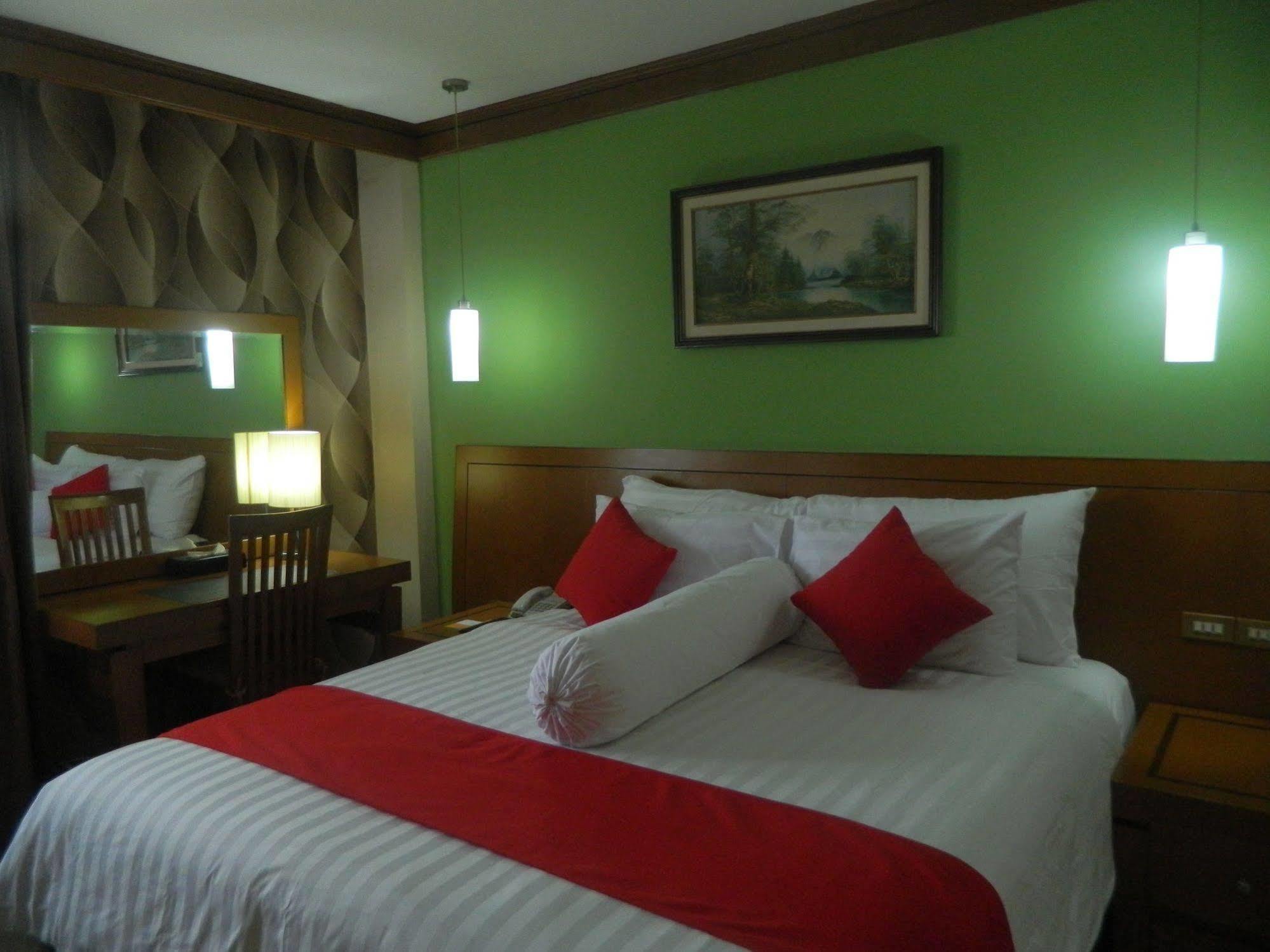 ปัตรา คอมฟอร์ต จาการ์ต้า Hotel จาการ์ตา ภายนอก รูปภาพ